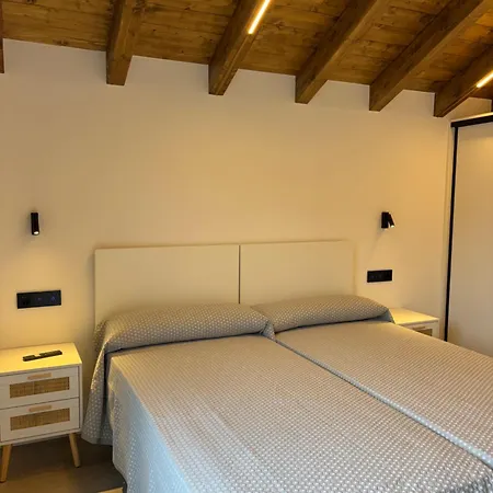 La Rasa Nyaraló *